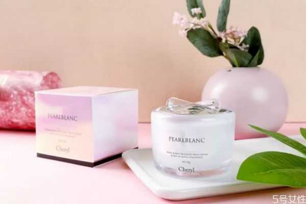 怎样保存素颜霜好?素颜霜能遮盖痘印吗 怎样保存素颜霜好?素颜霜能遮盖痘印吗