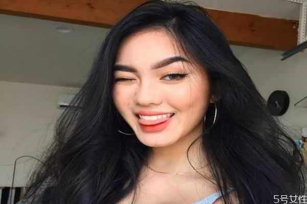 怎么化妆不伤肤？化妆需要注意什么