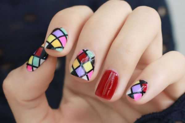 美甲贴怎么卸下来?卸美甲贴的方法 美甲贴怎么卸下来?卸美甲贴的方法