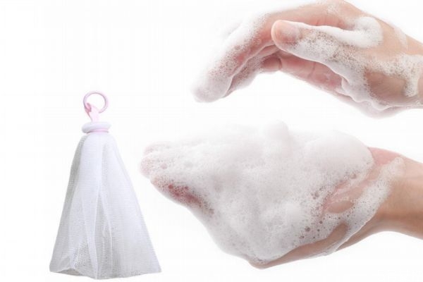 用起泡网好还是手搓好洗面奶?洗面奶起泡器的危害 用起泡网好还是手搓好洗面奶?洗面奶起泡器的危害