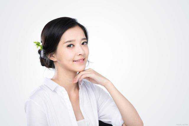 这5个原因可能会“加速”皮肤老化，希望女人抓紧改掉 