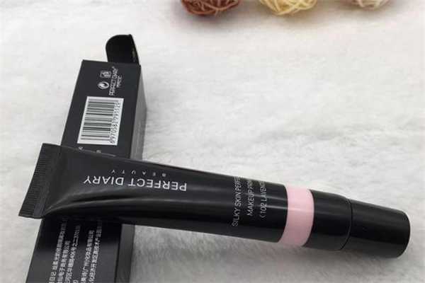 完美日记隔离霜闷痘吗?完美日记隔离霜防晒吗 完美日记隔离霜闷痘吗?完美日记隔离霜防晒吗