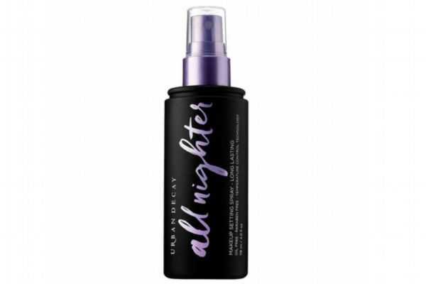 urban decay定妆喷雾有酒精吗？ud定妆喷雾保质期