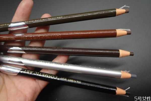 拉线眉笔为什么拉不动 拉线眉笔怎么撕笔杆卷纸