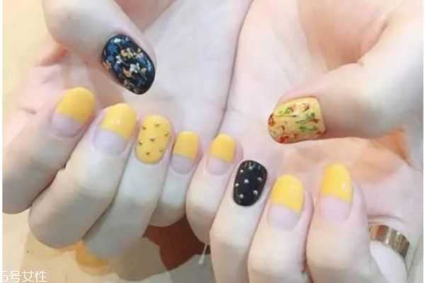 干花美甲有哪些？干花美甲图片大全