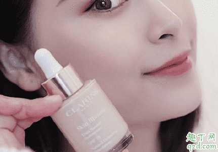 娇韵诗缎光水漾精华粉底液敏感肌可以用吗？好用吗？