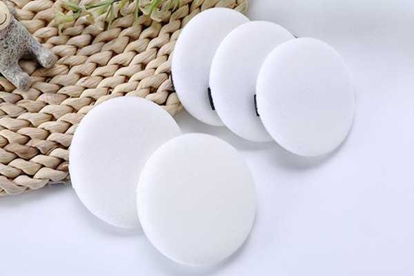 粉扑能用吹风机吹干么 粉扑能用吹风机吹干么