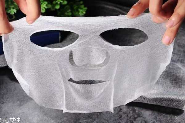 痘痘肌应该用什么面膜呢 痘痘肌应该用什么面膜呢