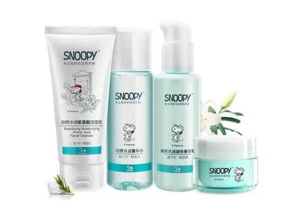 氨基酸洗面奶有什么作用功效?氨基酸洗面奶哪个牌子好 氨基酸洗面奶有什么作用功效?氨基酸洗面奶哪个牌子好