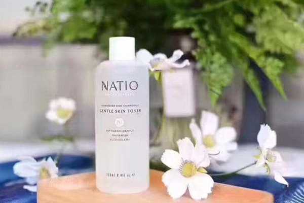 大瓶爽肤水哪个效果好 大瓶爽肤水哪个效果好