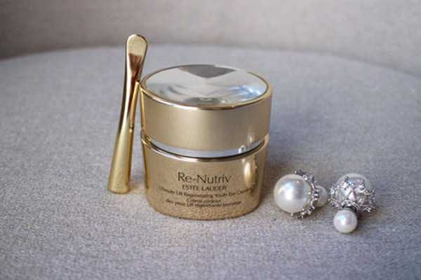 雅诗兰黛白金级花菁萃眼霜成分及功效 雅诗兰黛白金级花菁萃眼霜成分及功效