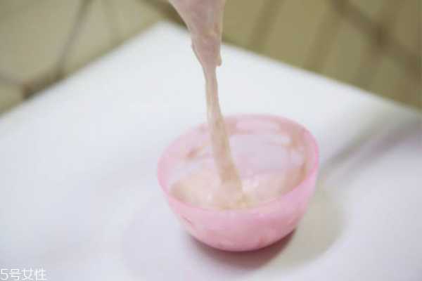 玫瑰软膜粉怎么调面膜 玫瑰软膜用法