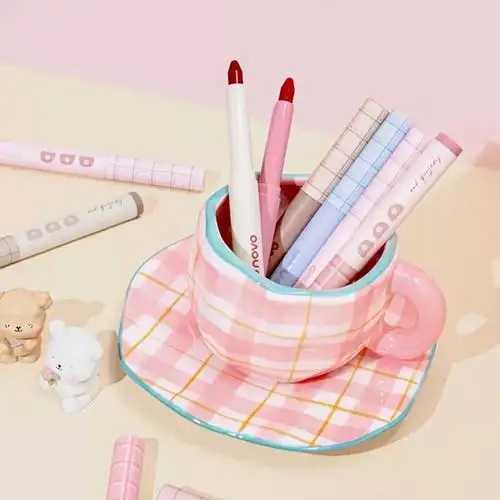 唇线笔需要先擦拭唇部吗