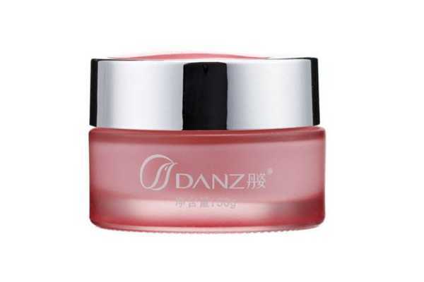 精华霜有补水效果吗 精华霜有补水效果吗