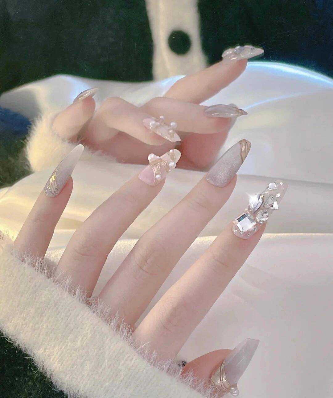 哪个猫眼颜色指甲好看 哪个猫眼颜色指甲好看