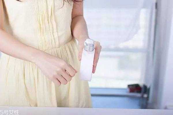 抗衰身体乳什么成分好