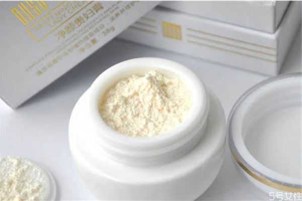珍珠膏和冻干粉能放在一起使用吗?珍珠膏和珍珠霜区别 珍珠膏和冻干粉能放在一起使用吗?珍珠膏和珍珠霜区别