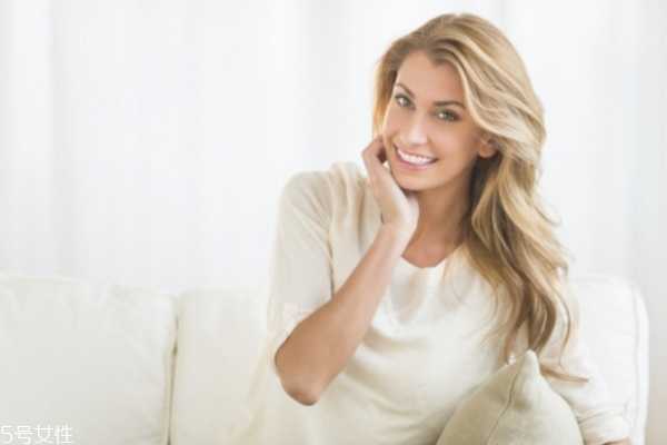 化妆水要放冰箱吗