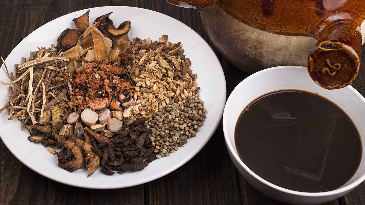 女性血气不足吃什么？