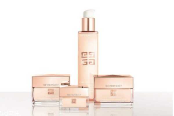 纪梵希时光无痕系列适合什么年龄 20岁以上的任何肤质