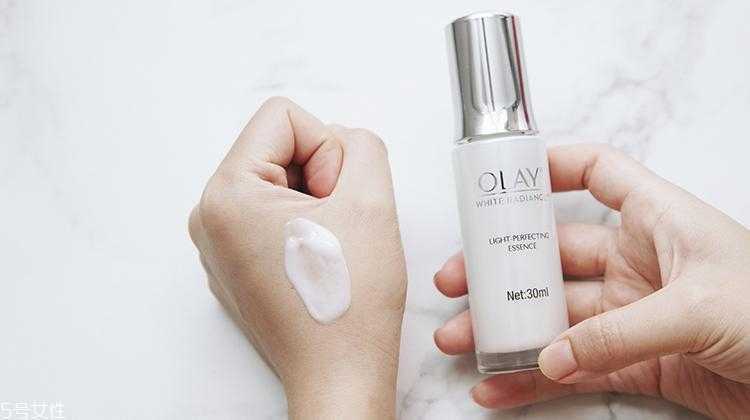 olay水感透白系列与水感透白臻粹系列哪个好？什么区别？