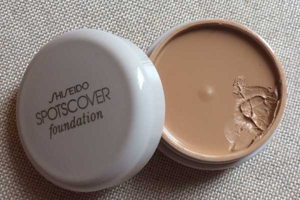 遮瑕膏买自然色还是象牙白好