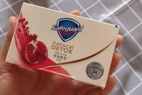 香皂为什么洗完很干