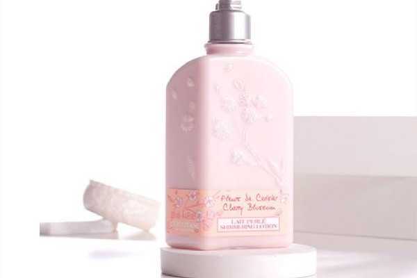 欧舒丹身体乳可以去鸡皮吗 欧舒丹身体乳可以去鸡皮吗