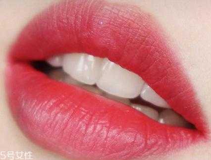 ysl小金条口红必入色号 ysl小金条的涂法
