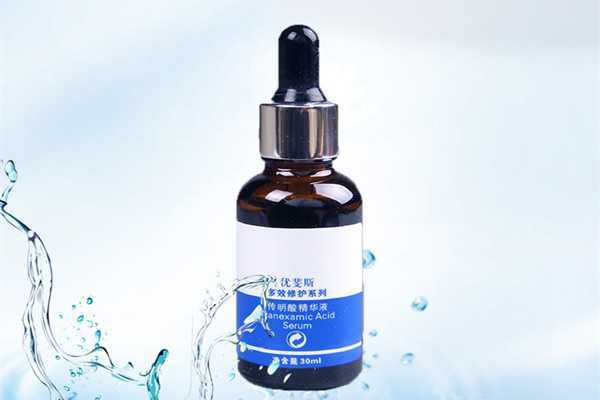 传明酸精华液可以白天用吗？传明酸精华液可以长期使用吗