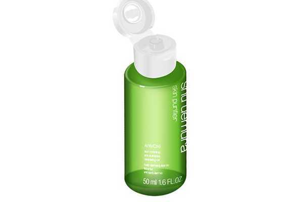 植村秀卸妆油卸妆步骤 植村秀卸妆油卸妆步骤