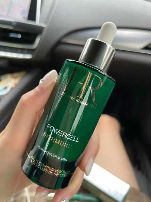 赫莲娜绿宝瓶容易过敏吗? 赫莲娜绿宝瓶容易过敏吗?