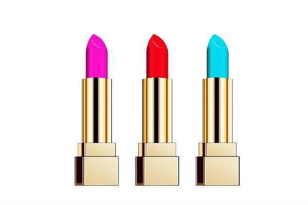 口红可以涂在脸上吗 口红对嘴唇有什么危害