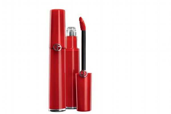 唇釉的特点是什么呢？唇釉有什么好处呢