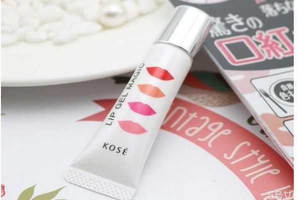 解决口红沾杯的方法 防止口红沾杯的方法 解决口红沾杯的方法 防止口红沾杯的方法