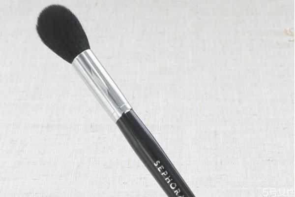 高光刷可以用什么刷子代替 刷高光用怎样的刷子 高光刷可以用什么刷子代替 刷高光用怎样的刷子