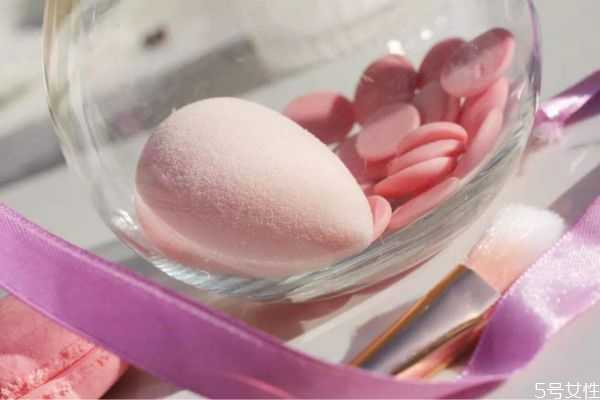 美妆蛋第一次要泡水多久?美妆蛋需要泡水吗 美妆蛋第一次要泡水多久?美妆蛋需要泡水吗
