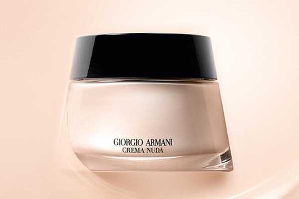 素颜霜和粉底液的顺序