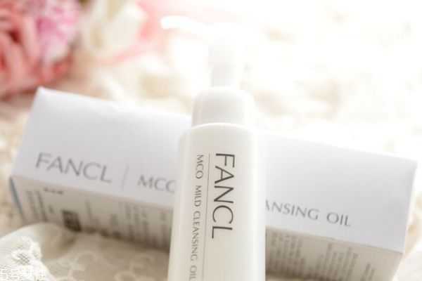 敏感肌用什么卸妆产品？敏感肌卸妆推荐