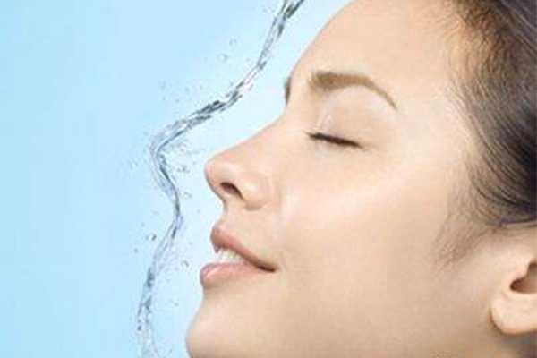 海藻牛奶面膜的作用 海藻牛奶面膜的作用