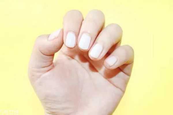 贴钻美甲教程 个性钻饰美甲教程