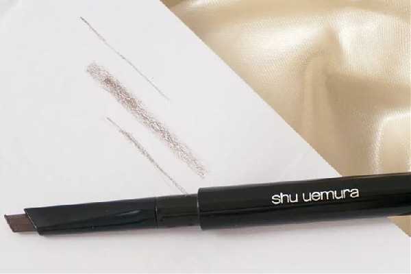 植村秀眉笔用什么削比较好 植村秀眉笔用什么削比较好