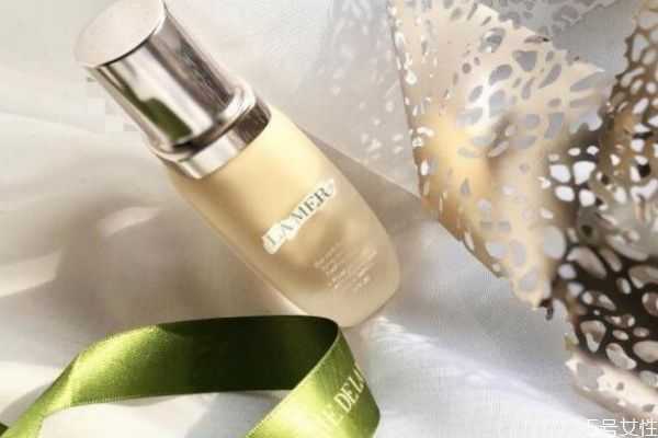 海蓝之谜粉底液含酒精吗？海蓝之谜粉底液怎么使用