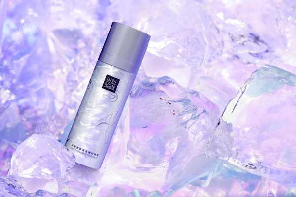 定妆喷雾需要卸妆吗 定妆喷雾需要卸妆吗