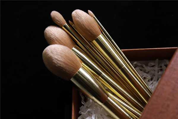化妆刷什么毛好