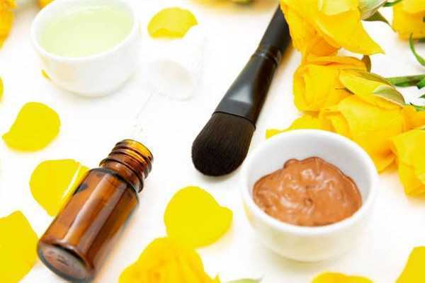 护肤精油的作用与功效 护肤精油的作用与功效