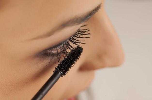 睫毛膏有防水的吗 睫毛膏有害吗