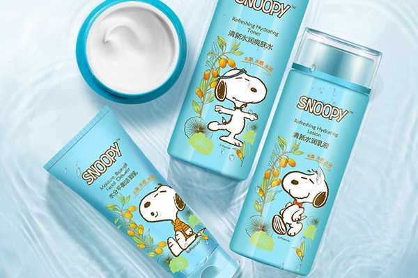 14岁初中生用的护肤品推荐 14岁初中生用的护肤品推荐