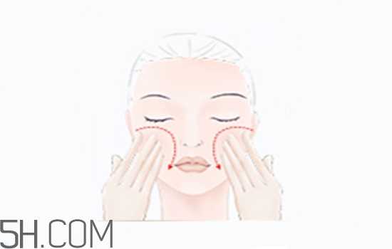 雅顿橘灿精华适合什么肤质 雅顿橘灿精华怎么使用