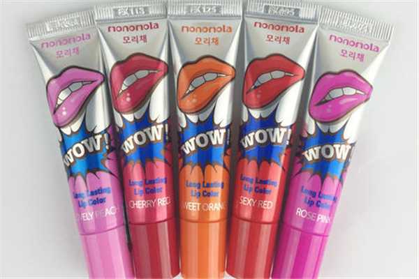 撕拉口红怎么用 撕拉口红怎么涂